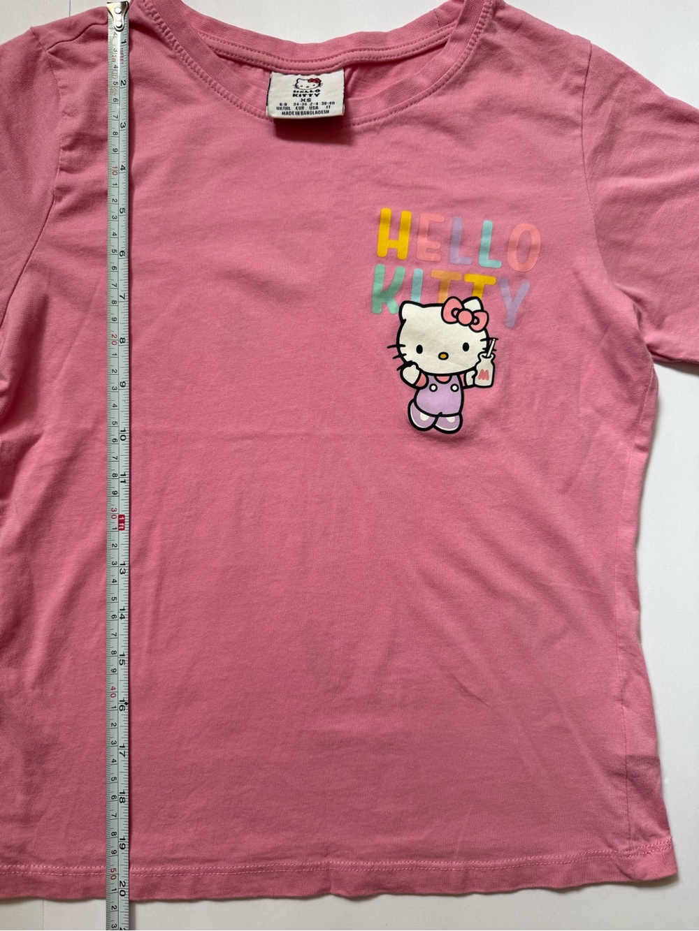 Hello Kitty Women’s XS Pink Graphic T Shirt Sanrio Short Sleeve Tee - Picture 4 of 9